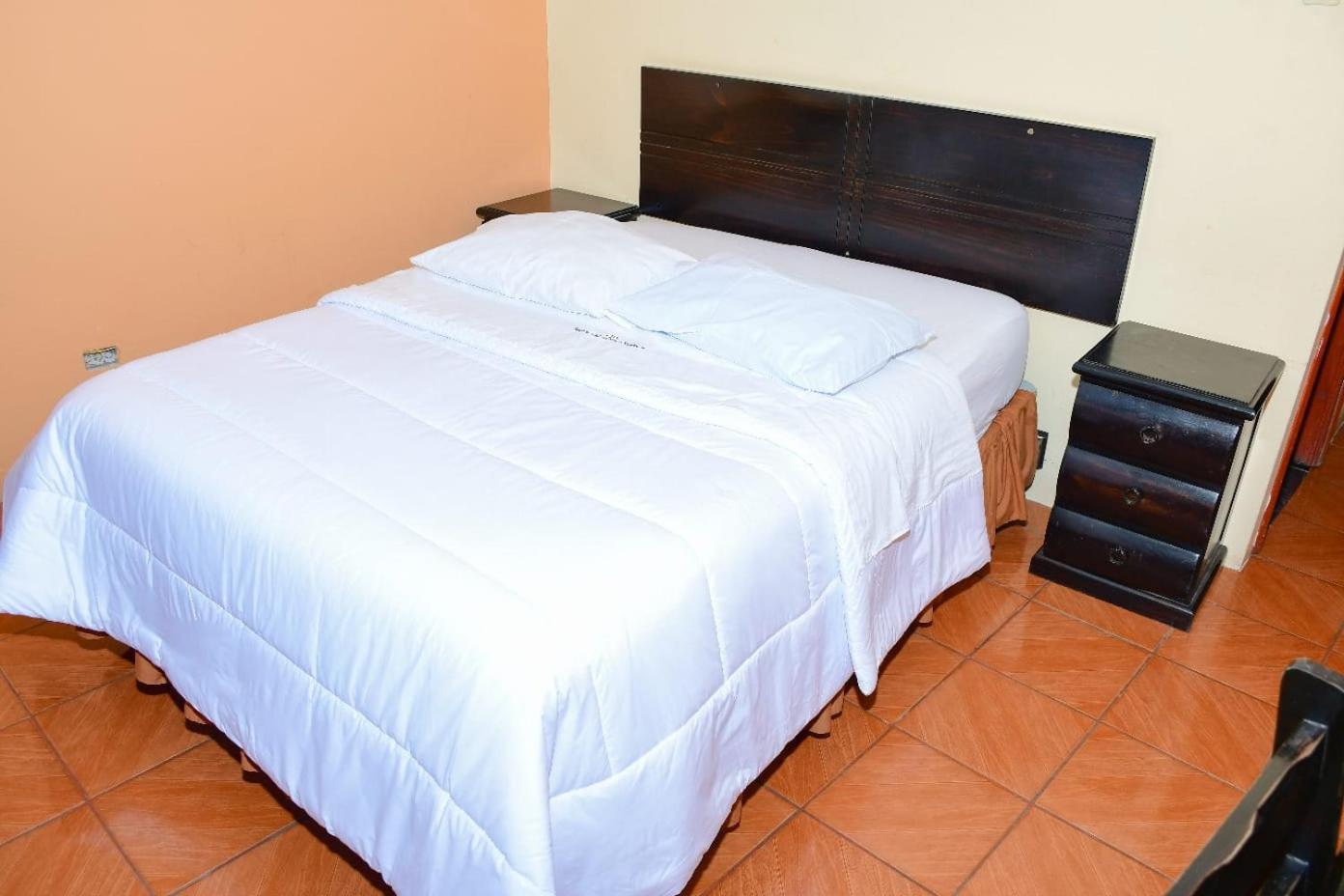 Hotel Santa Ana Ayacucho Zewnętrze zdjęcie